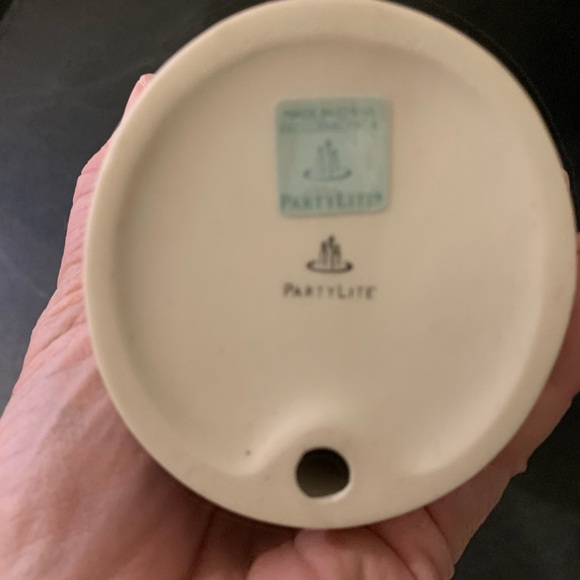 PARTYLITE | Serenity Angel Tealight or Votive Holder - Picture 3 of 7